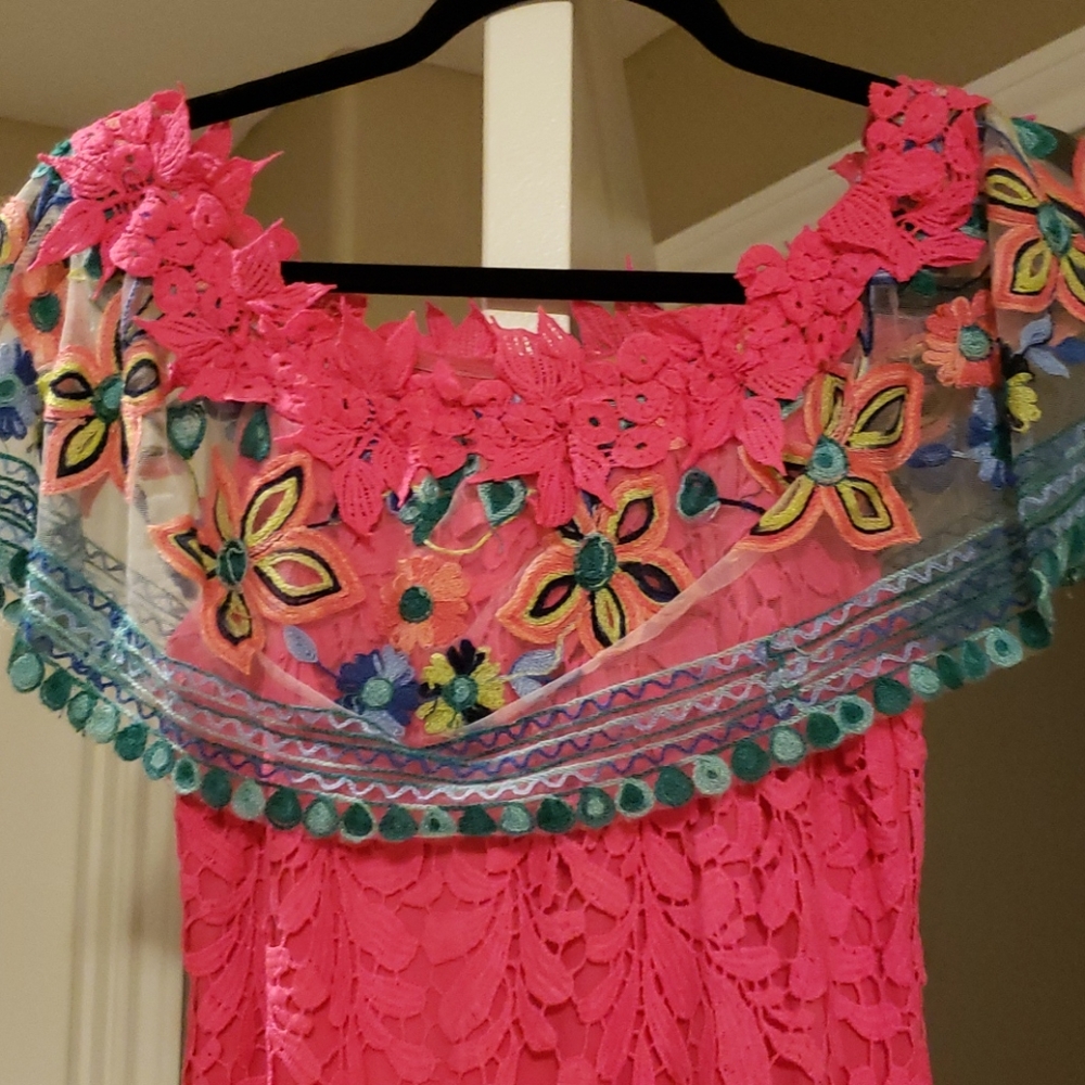 Dress - Picture 2 of 4
